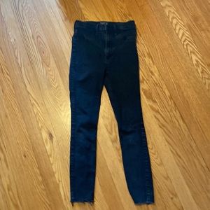 Abercrombie & Fitch Ultra High Rise Jean Legging